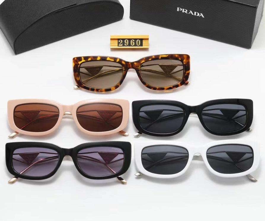 Lunettes de Soleil PR PR14YS