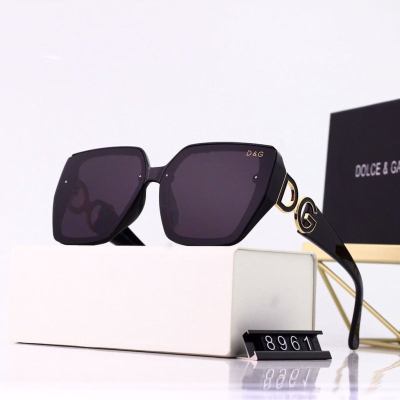 Lunettes de Soleil pour Femmes DG